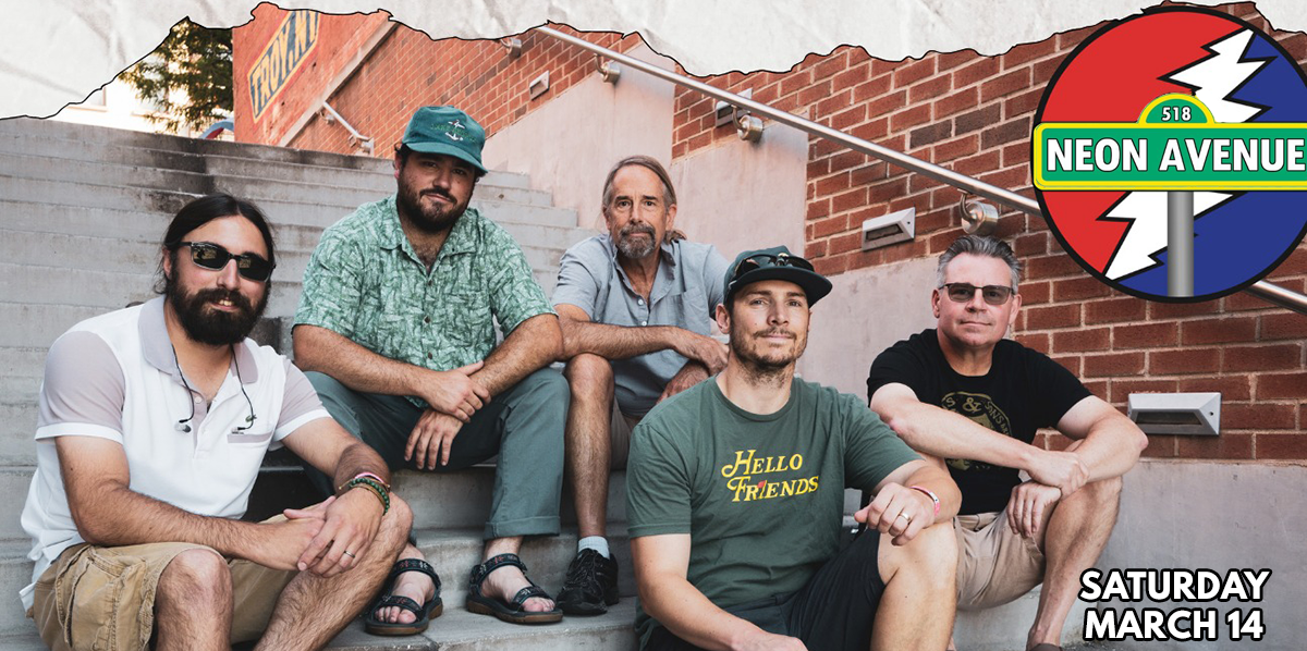 Neon Avenue at Putnam Place Neon Avenue at Putnam Place